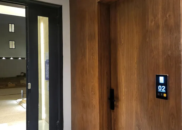 منزلك قرب المطار بتسجيل وصول ذاتي Your Home Near The Airport With Self Check-In