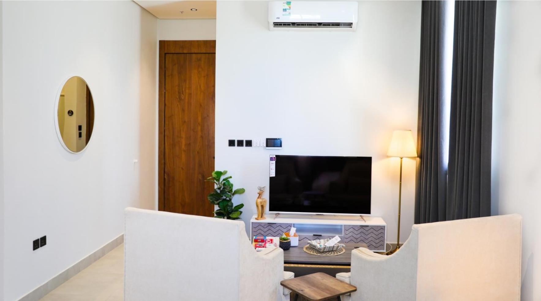 منزلك قرب المطار بتسجيل وصول ذاتي Your Near The Airport With Self Check-in अपार्टमेंट Riyadh