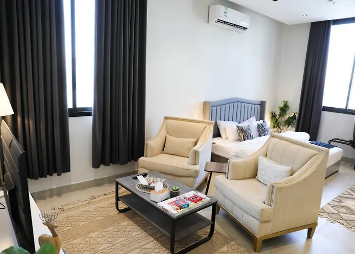 منزلك قرب المطار بتسجيل وصول ذاتي Your Home Near The Airport With Self Check-In