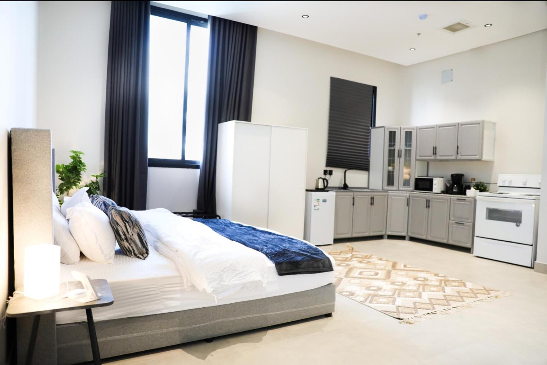 منزلك قرب المطار بتسجيل وصول ذاتي Your Near The Airport With Self Check-in Apartemen Riyadh